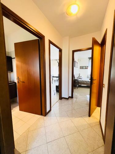 MILAN NAVIGLI WONDERFUL VERY BIG APARTMENT WITH 2 TERRACE - Apartment - Milan