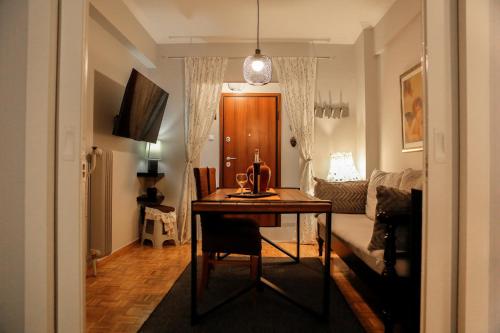 “Contessina Athens Suite #731”, Athens (photo 2)