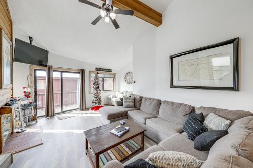 Angel Fire Resort Condo, 400 Feet to Chile Express in Angel Fire, USA