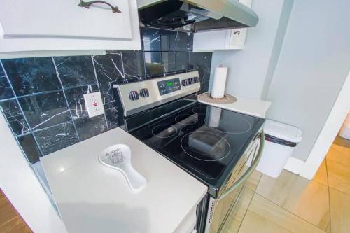 Cozy 3BR 1 bath in Niagara Falls in Niagara Falls, USA