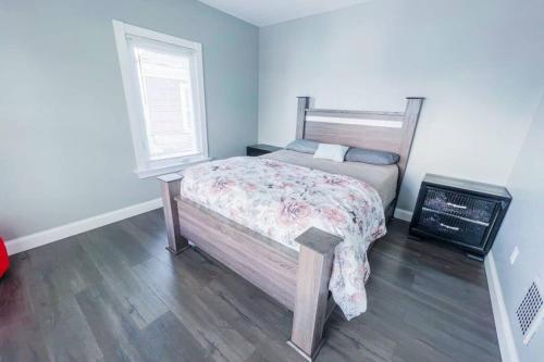 Cozy 3BR 1 bath in Niagara Falls in Niagara Falls, USA