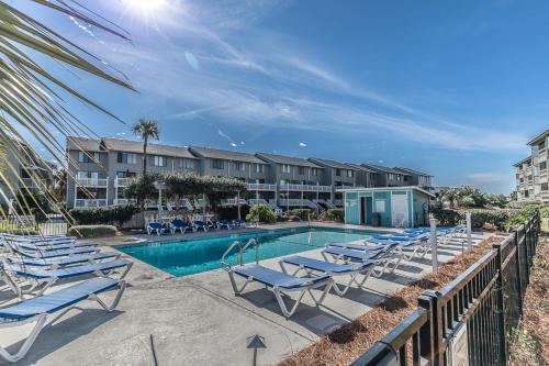 New Listing! - Pool and Ocean View - Harbor Island Beachhouse secondary