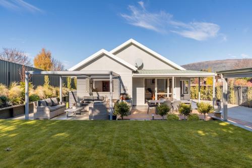 The Mount Iron Bothy - Accommodation - Wanaka