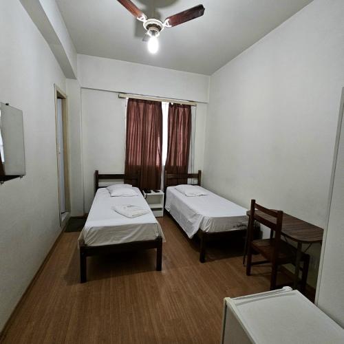 Standard Double Room image 4