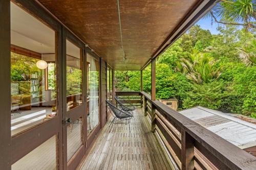 المنظر الخارجي, Treetop Sanctuary - Titirangi Holiday Home in Titirangi