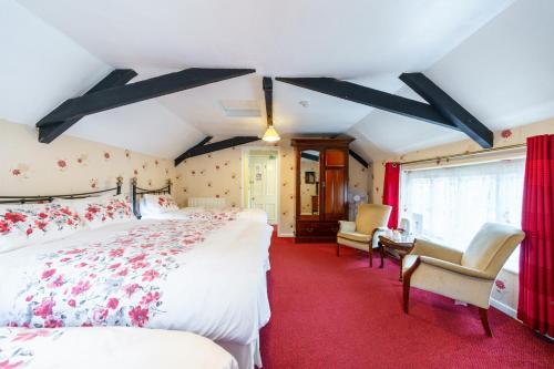 Yallands Farmhouse - main image