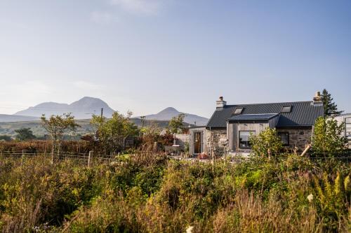 Jura, Mrs Leonard's Cottage