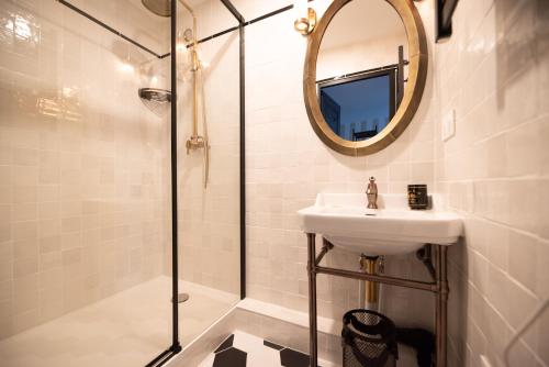 Monsieur montmartre Room Type - Apartment