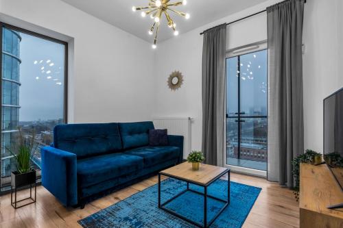 Warsaw Business Apartments - Air Conditioning, 10th Floor, City View, Balcony - by Rentujemy, Warsaw