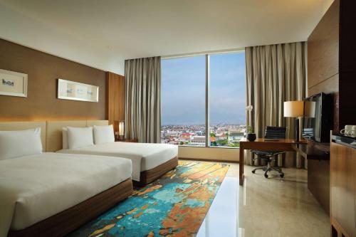 Hilton Bandung Room Type - 2 QUEEN HILTON DELUXE