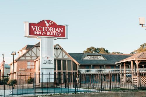 Victorian Inn & Suites