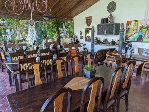 Restaurant, Paraiso Cocodrilo lodge - spirit of nature in Samara