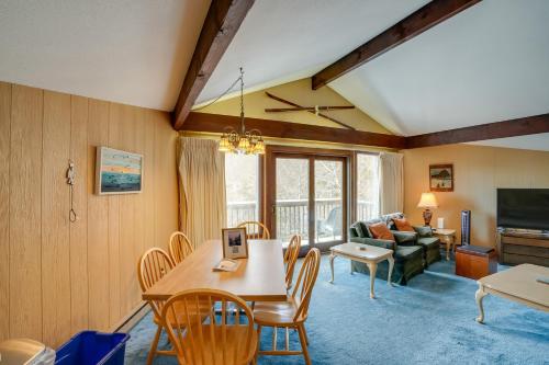 Bright Bromley Mountain Condo with 2 Balconies! in Peru, USA