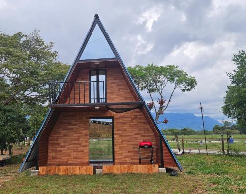 2 bedrooms, 4 beds