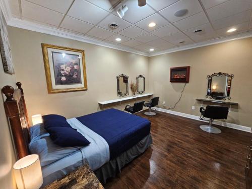 Saratoga Man Cave Spa in Ballston Spa, USA