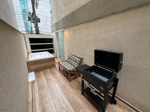 LA02- 2 Suítes +1Quarto | Jacuzzi | Churrasqueira