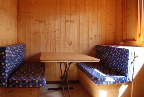 Chalet (2 Adults) image 3
