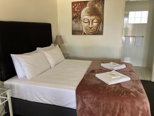 Porky's Motel Rockhampton - Rockhampton Porky's Motel Rockhampton - Rockhampton