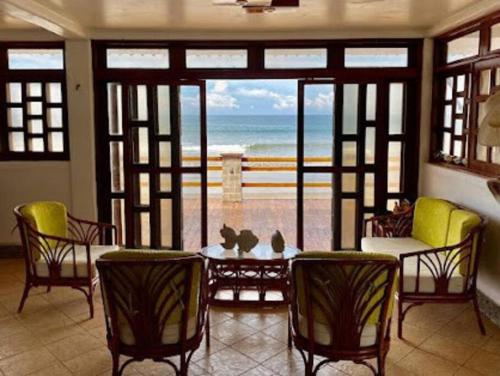 Hermosa Villa frente al mar