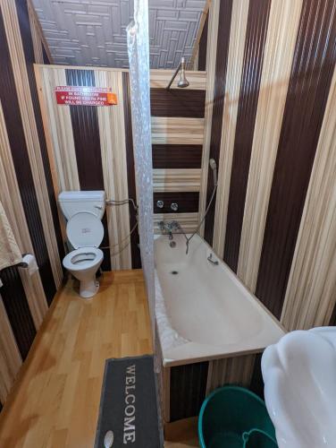 Single Room with Mountain View