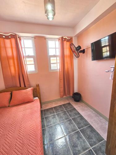 C&M Suites C&M Suites