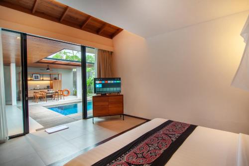 Two-Bedroom Villa with Private Pool and Free Daily Afternoon Tea image 10
