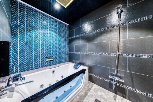 Hotel Artia Dinosaur hirakata -Adult Only in Hirakata