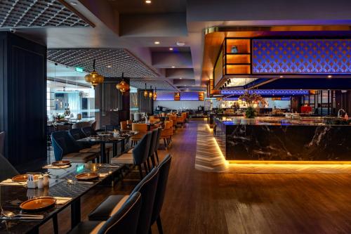 Restaurant, Bertam Resort & Water Park in Kepala Batas