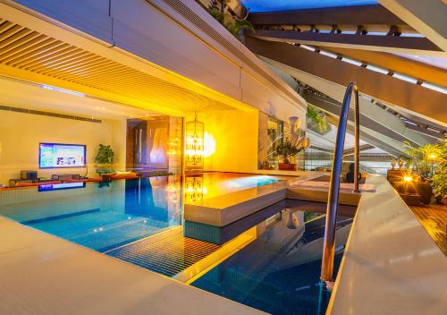 Swimming pool, Hotel Eclat Beijing in Sanlitun Bar St. & Embassy Area