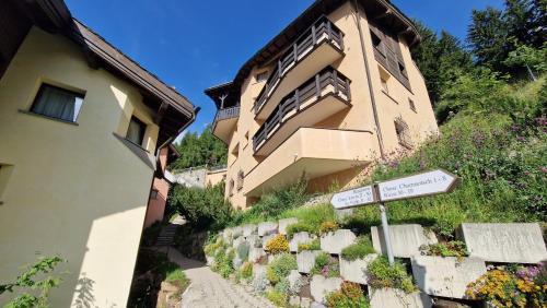 Chesa Bellaval, Haus Chamuotsch 2 1 2-Zimmerwohnung in Silvaplana