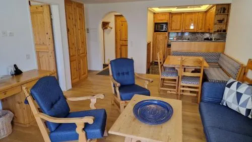 Chesa Bellaval, Haus Chamuotsch 2-Zimmerwohnung in Silvaplana, Schweiz