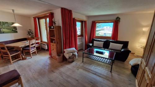  Chesa Bellaval, Haus la Vuolp 2 1 2-Zimmerwohnung in Silvaplana