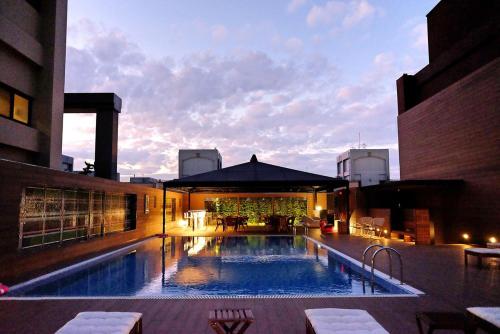 Swimming pool, Inhouse Hotel Grand in North District