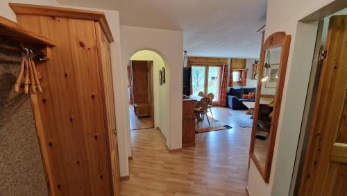 設施, Chesa Bellaval, Haus Leivra 2 1 2-Zimmerwohnung in 席爾瓦普拉納