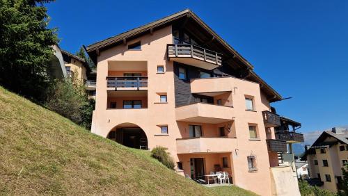 Chesa Bellaval, Haus Leivra 2 1 2-Zimmerwohnung in 席爾瓦普拉納