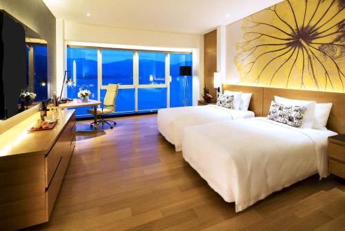 Wingtech Hotel in Huangshi