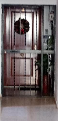 セビリア Shared accommodation a room with a view of the garden 2つ星 シングルルーム 眺望