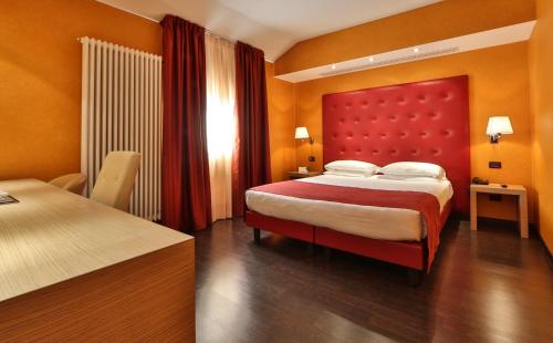 โรงแรมเบสต์ เวสเทิร์น ปิเอมอนเตเซ (Best Western Hotel Piemontese) in แบร์กาโม