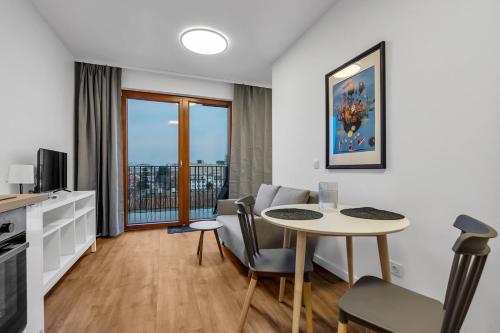 Metro Wierzbno Cosy Apartment by BookingHost, Varšava