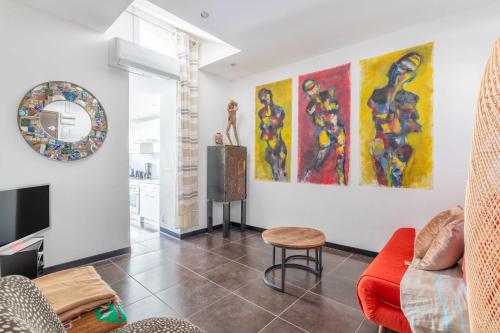 1 bedroom apartment in La Plaine - 공용 라운지/TV 시청 구역