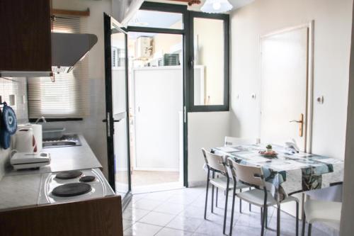 Ellis Apartments in Lixouri