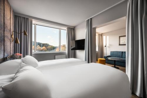 Junior Suite image 2