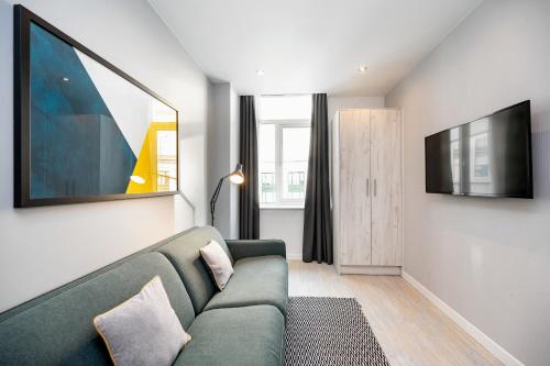 Staycity Aparthotels Liverpool Waterfront - image 4