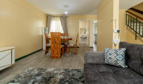 Rosa Luxury Villa near Jomo Kenyatta International Airport-JKIA photo 1