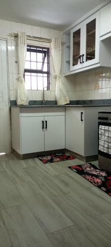 Rosa Luxury Villa near Jomo Kenyatta International Airport-JKIA photo 3