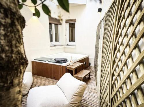 Suite luxueuse avec jardin privatif et jacuzzi, Paříž