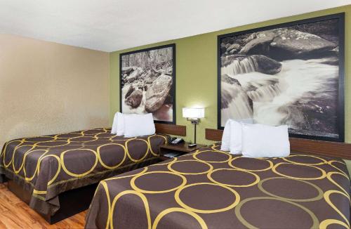 Super 8 by Wyndham Kingsport - image 8