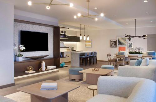 Hilton West Palm Beach - image 14