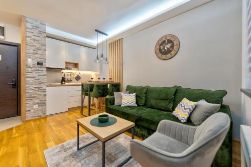 Durmitor 64 - Titova vila in Palisad