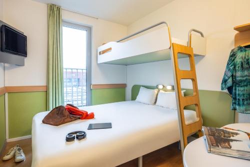 ibis budget Brugge Centrum Station - image 9
